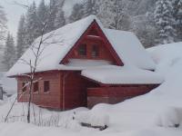 zima na chatě